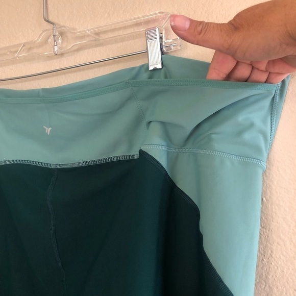 Old Navy High-Waisted PowerSoft ColorBlock 7/8 Compression Leggings Plus Size 4X - Picture 9 of 16